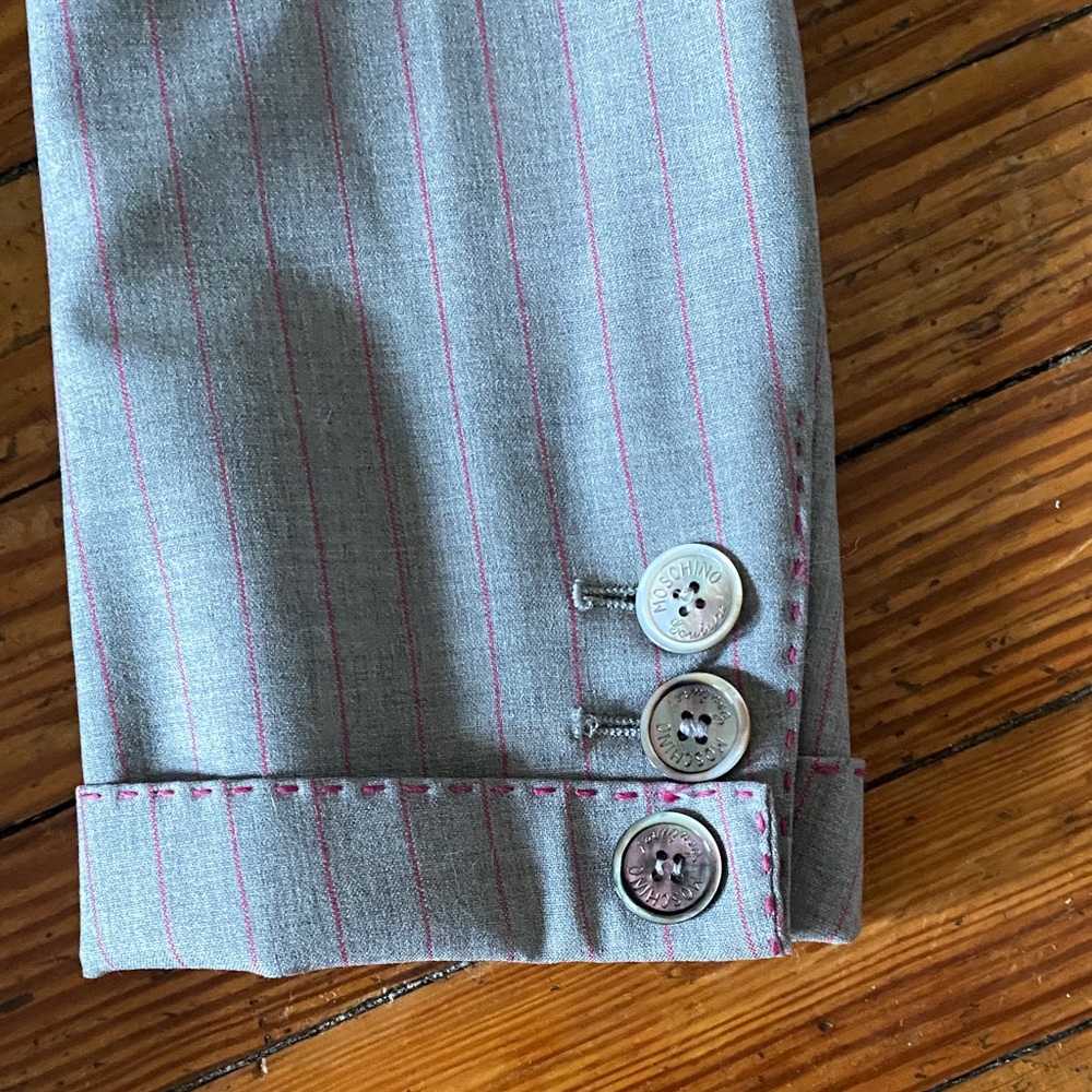 Vintage 1990s Moschino Couture Light Gray with Pink Pinstripe Blazer - Picture 6 of 12